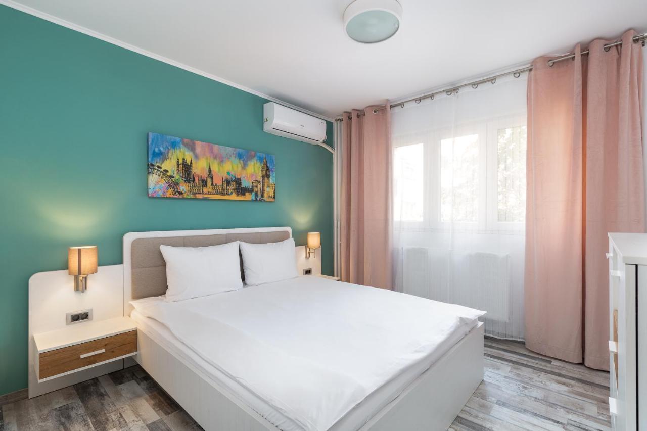 Decebal Flat Apartment Oradea Bagian luar foto